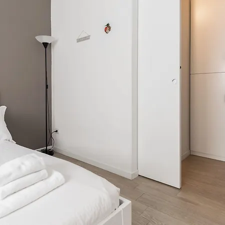 Apartamento Italianway Easy - Spontini 10 *